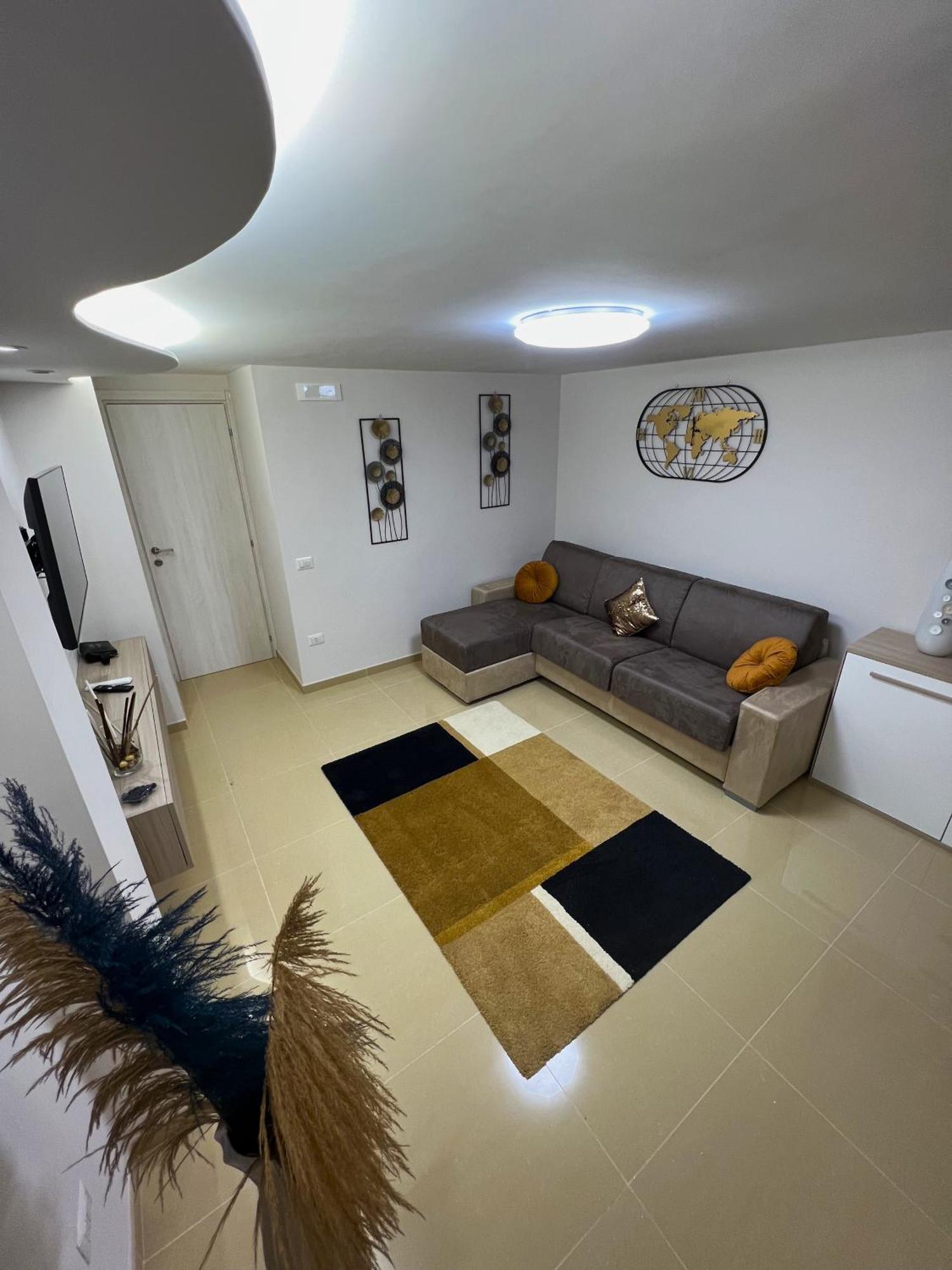 L'Ospite Napoletano Apartment Naples Exterior photo